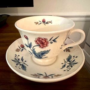 Wedgewood Potpourri Cup & Saucer. Williamsburg Collection.
